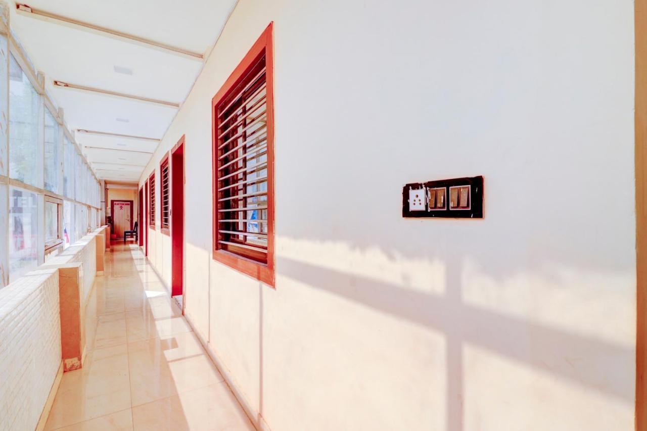 Oyo Flagship 73009 Hotel City Inn Dayal Bagh Exterior foto